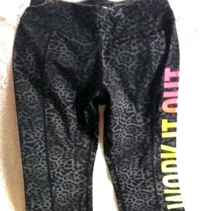 Betsy Johnson Leggings